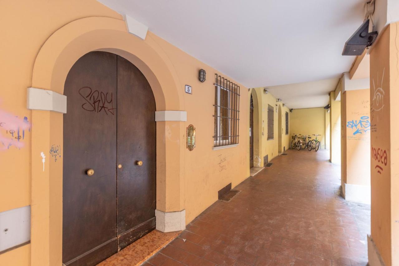 Ubaldini House, Bologna By Short Holidays المظهر الخارجي الصورة